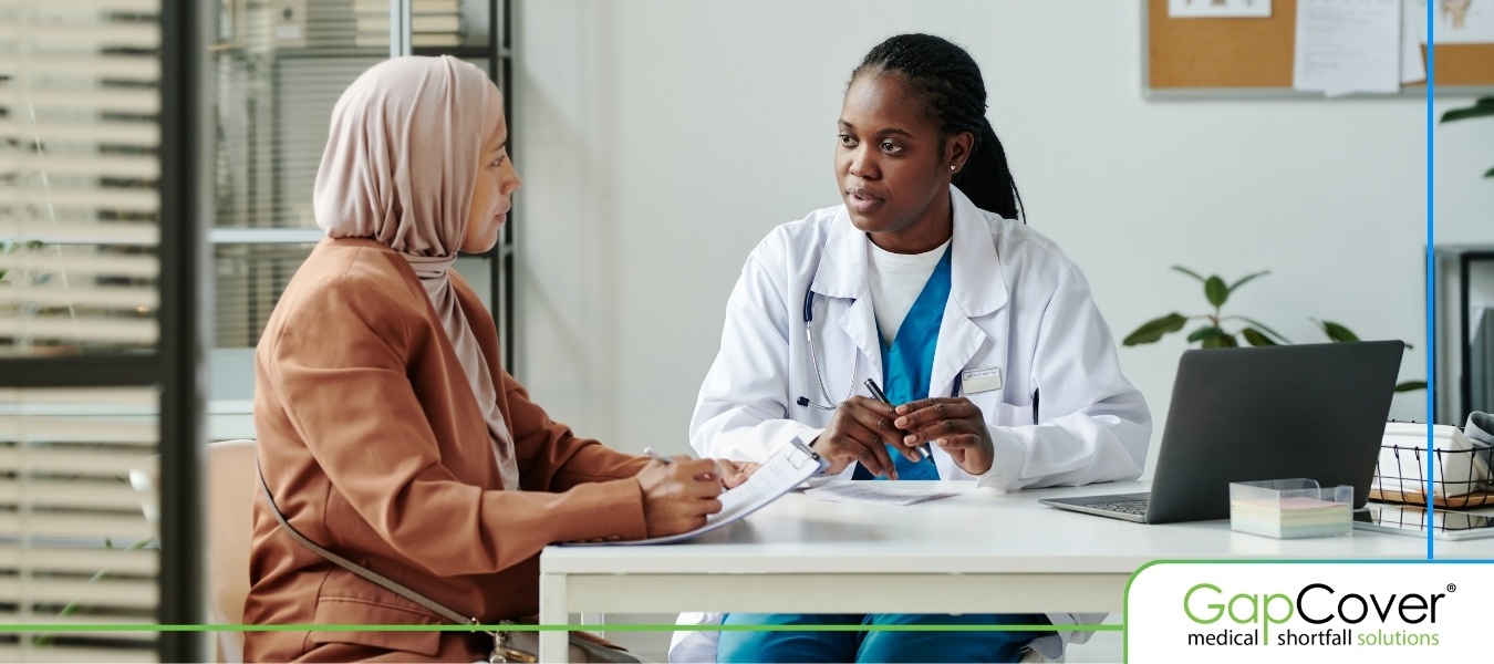 doctor-discussing-medical-treatment-plan-with-patient